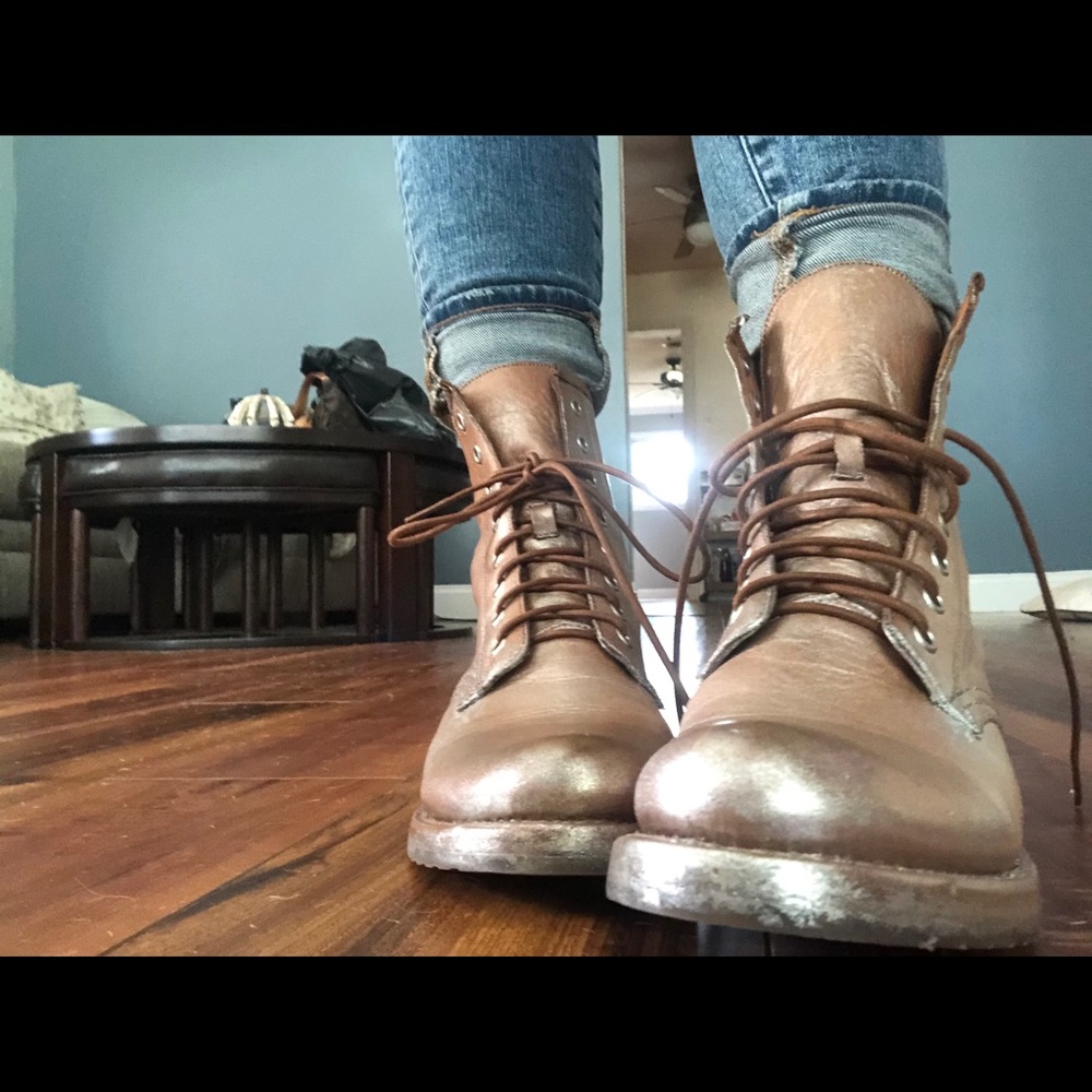 Frye Veronica combat boots